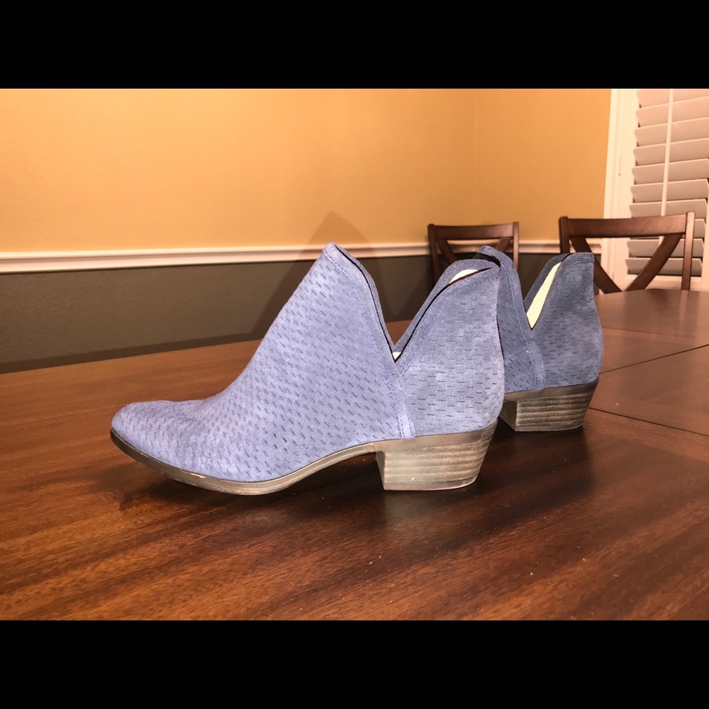 Blue suede shoes!